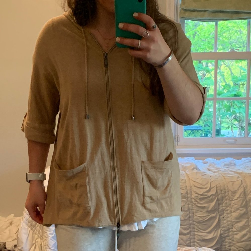 Neutral Zip Up - Picture 6 of 6